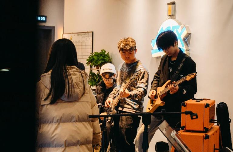 赌场的“风水战”：解析那些旨在挡煞、吸财的建筑奇观。（赌场风水攻防战：揭秘那些旨在避煞招财的建筑奇观）